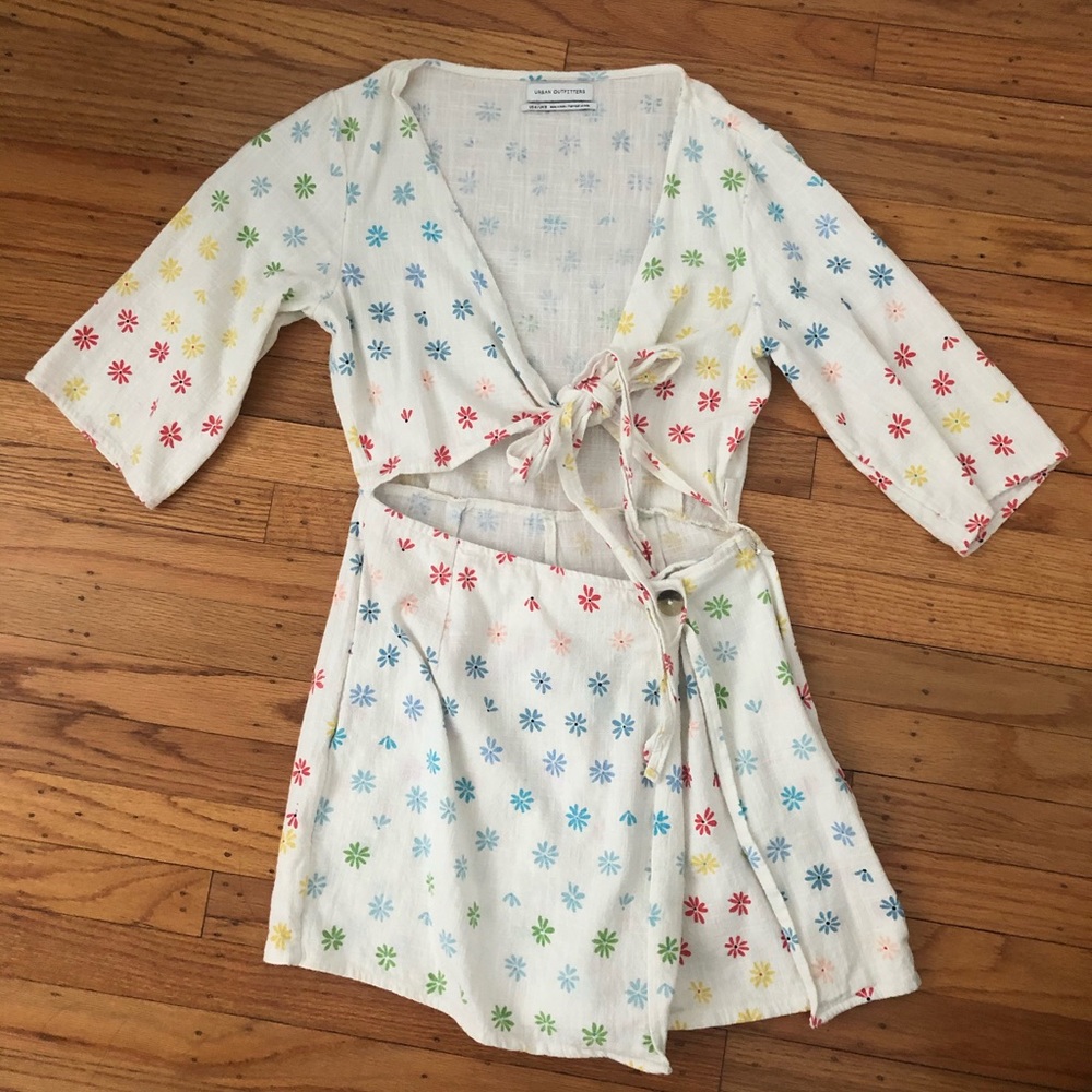 Urban Outfitters Summer Kimono Skort Romper - US 4